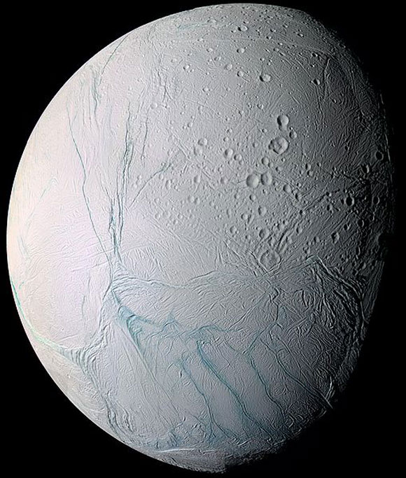 титан спутник сатурна 
